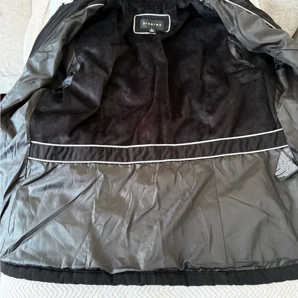Braetan Black Quilted Women's Puffer Jacket with leather accents - Picture 10 of 11